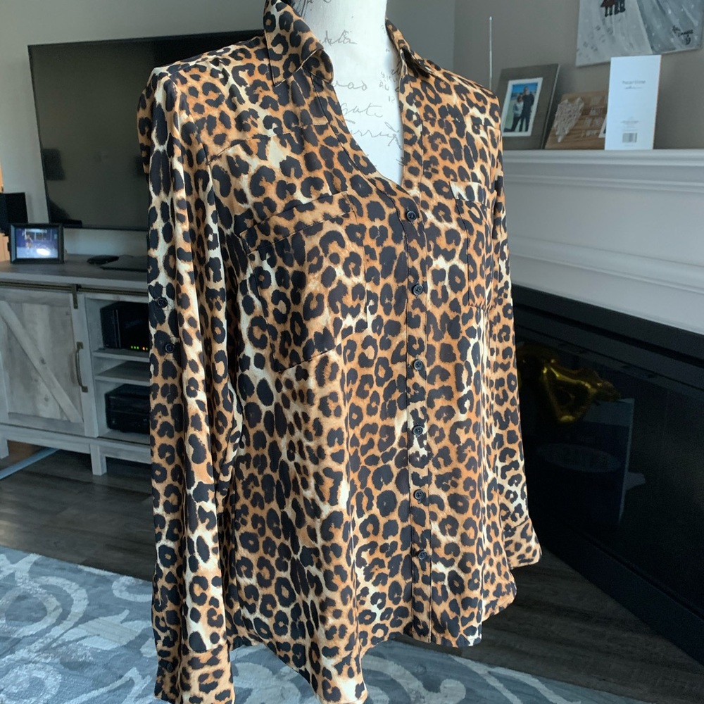 Express Women’s Leopard Portfino Shirt Size M